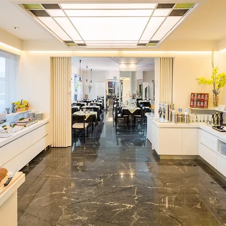 Hotel 4-laender-hotel Deutschmann 3*