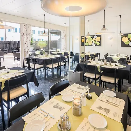 Hotel 4-laender-hotel Deutschmann 3*