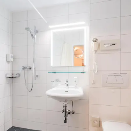 4-laender-hotel Deutschmann 3* بريجنتس