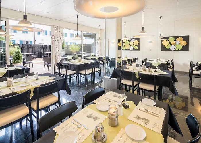 Hotel 4-laender-hotel Deutschmann 3*